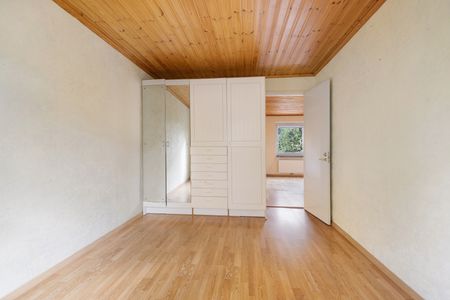 Lindholmsbacken, Skärholmen - Photo 2