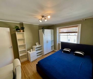 1 Bed Flat, Prince's Square, W2 - Photo 5