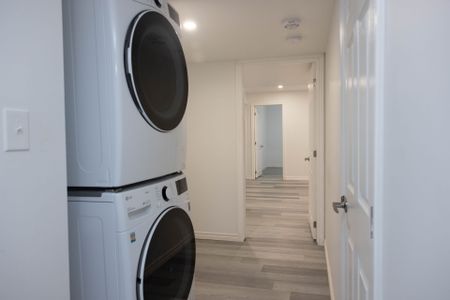 For Lease - 481 Bessborough Drive, Milton, Ontario - Photo 5