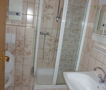 "GRÖDIG - Kleines 2 Zimmer Appartement mit Balkon und PKW-Stellplatz" - Photo 3