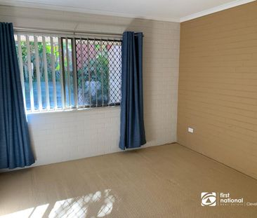 TWO BEDROOM LOWSET VILLA IN THE HEART OF CLEVELAND - Photo 6
