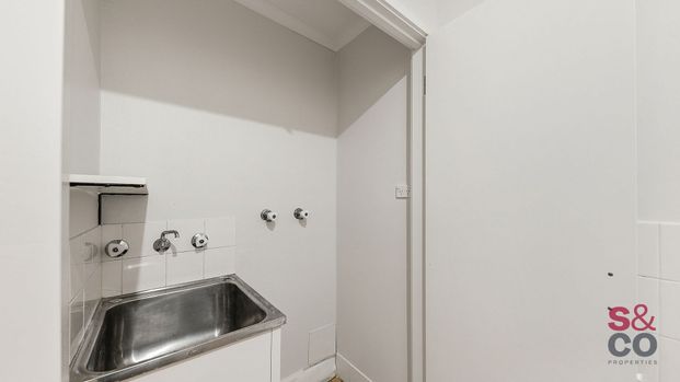 12/20 Oliver Street, Lyneham ACT 2602 - Apartment For Rent | Domain - Photo 1