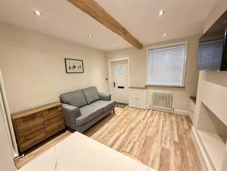 Station Road, Parkgate - Photo 4