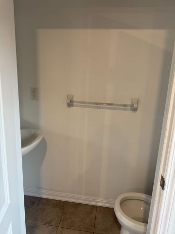 For Lease - 3135 Boxford Crescent Unit# 12, Mississauga, Ontario - Photo 4