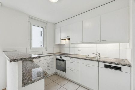 Generous 4.5-room apartment - Photo 5