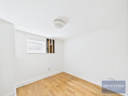 1 bedroom Flat To Let - Photo 5
