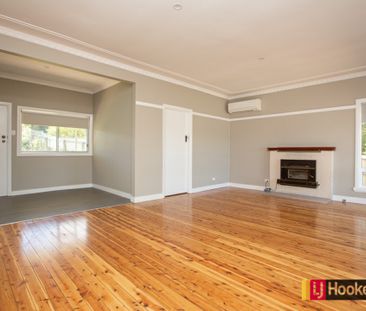 Fully Renovated Family Home - Photo 6