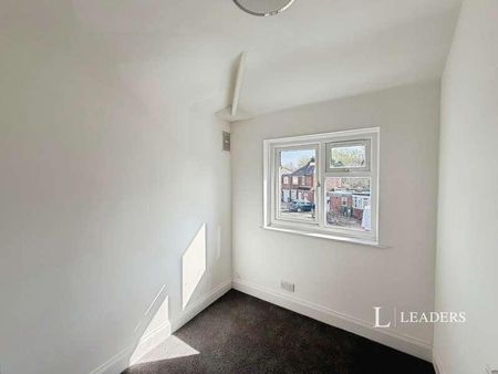 Gwencole Crescent, Leicester, Leicestershire, LE3 - Photo 5