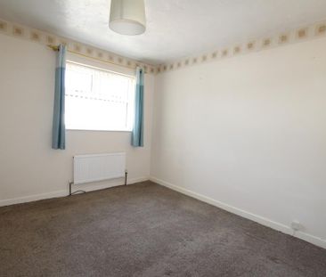 2 bedroom semi-detached house to rent - Photo 4