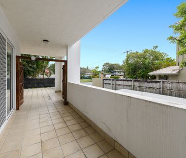 1/97 Muir Street, Labrador - Photo 1