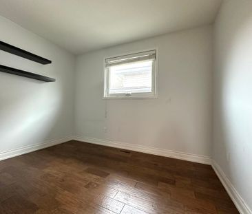 For Lease - 684 Cape Avenue, Burlington, Ontario - Photo 1