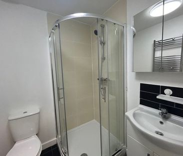 Burnside Road, Chadwell heath, RM8 1XD, Property for rent - Photo 3