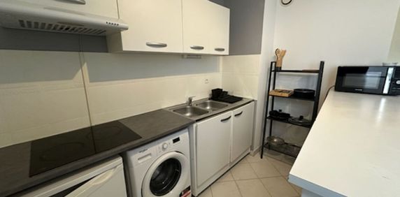 NIMES COUPOLE STUDIO MEUBLE DE 31.8 M2 - Photo 2