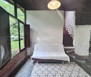 Casa com 3 quartos e 110m² para alugar em Lagoa da Conceição, Flori... - Photo 1