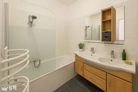 Stilvoll wohnen über den Dächern der Stadt – Möblierte 2-Zimmer-Residenz in Toplage - Foto 4