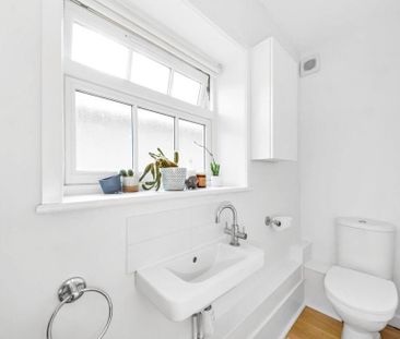 3 bedroom detached house to rent - Photo 6