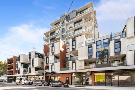 Setting a Benchmark for Luxury! - Photo 2