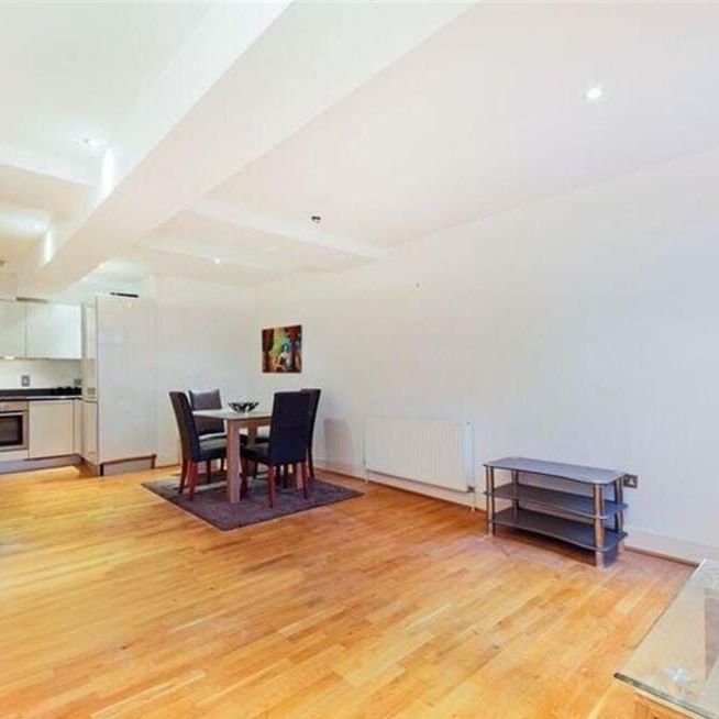 2 Bed Flat, Bartholomew Square, EC1V - Photo 1