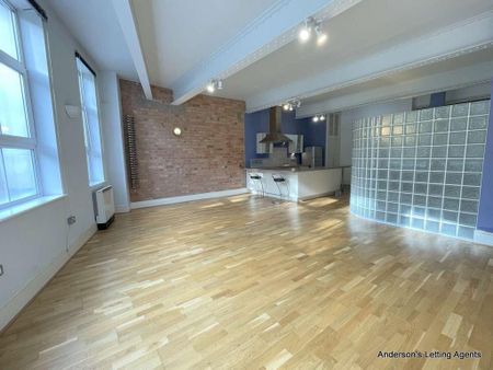 2 bedroom flat to rent - Photo 2