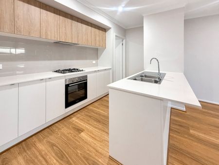 41 Urquhart Road, Tarneit - Photo 3