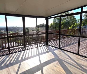 Sunny Elevated 4BR with Sea Views - Photo 3