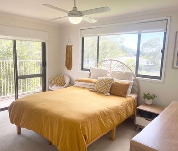 Spacious Family Home in the Heart of Jamberoo - Photo 2