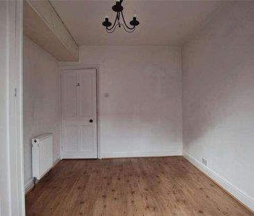 Warwick Place, Summer Road, Thames Ditton, Surrey, KT7 - Photo 4