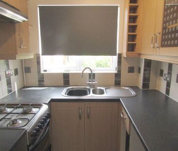 1 bedroom semi-detached house to rent - Photo 1