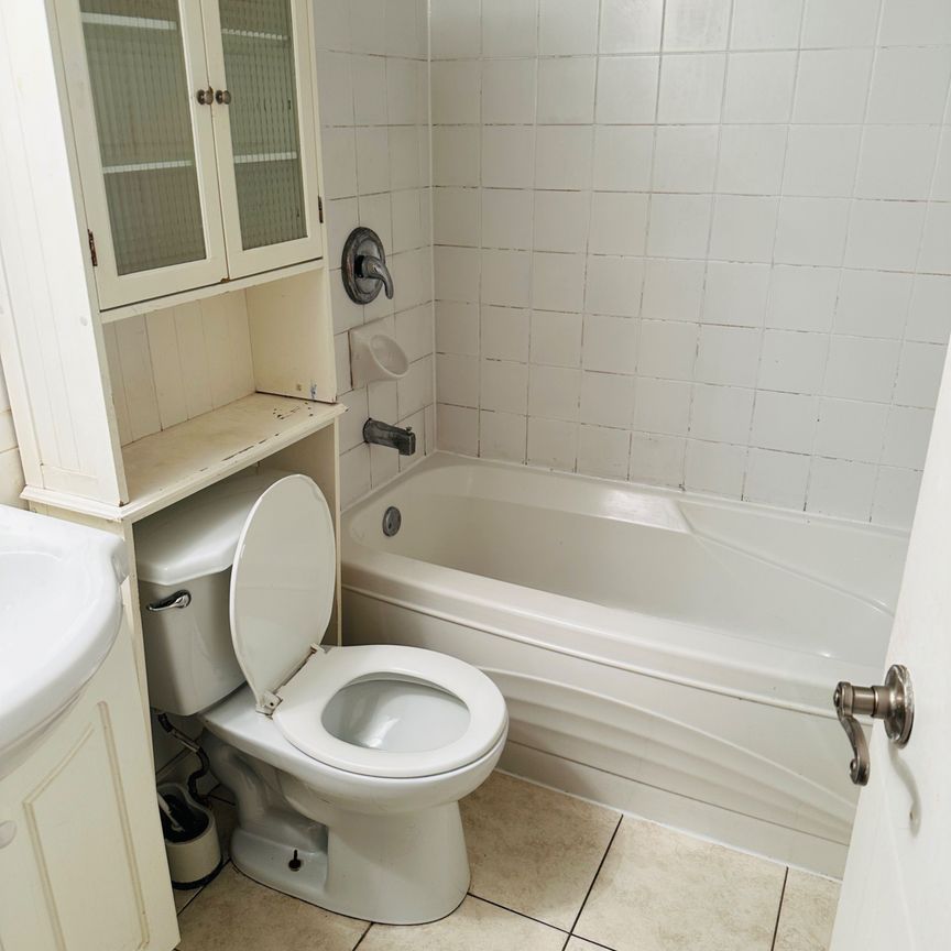 For Lease - 68 Hart Avenue Unit# Basement, Toronto, Ontario - Photo 1