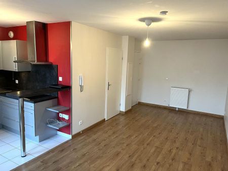 Location Appartement 1 pièce 30m² MEAUX 77100 - Photo 2