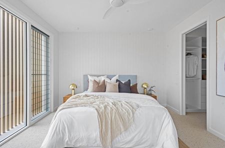 2/32 T E Peters Drive, Broadbeach Waters QLD 4218 - House For Rent | Domain - Photo 4