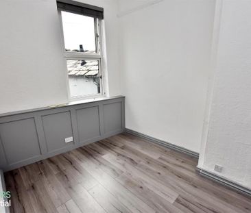 29 Castlereagh Street, Belfast, BT5 4NH - Photo 4