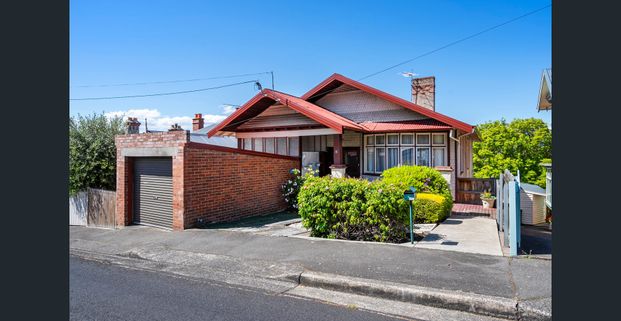 Spacious Inner-City Home - Photo 1