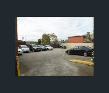 21 23 King Edward Avenue, Albion, Vic 3020 - Photo 6