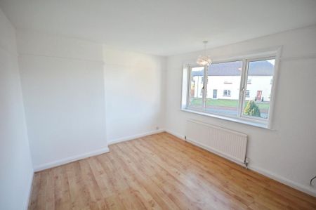 2 bedroom semi-detached house to rent - Photo 3