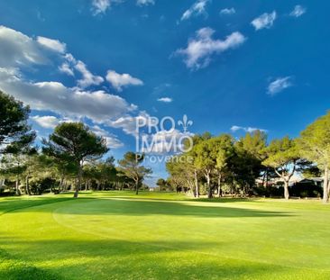 A LOUER GOLF DE PONT ROYAL ( 13370 ) MAISON DE TYPE 4 JARDI - Photo 4