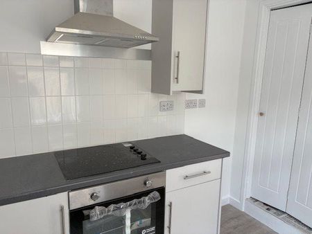 2 bedroom house to rent - Photo 4