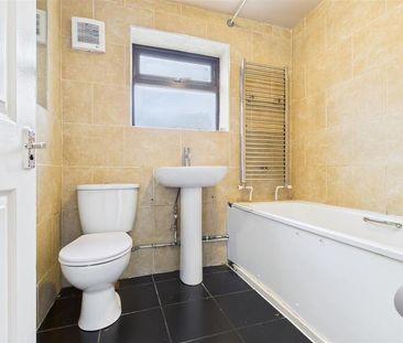 2 bedroom house to rent - Photo 3