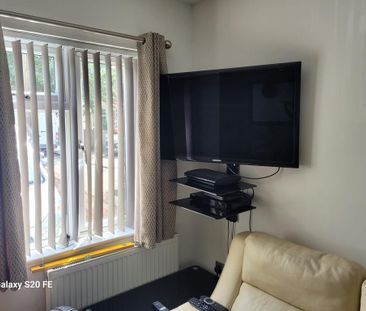 2 bedroom semi-detached house to rent - Photo 1
