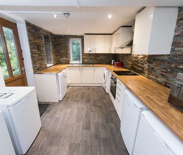 St Michaels Lane, Headingley, Leeds - Photo 6