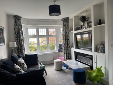 3 bedroom property to rent - Photo 3