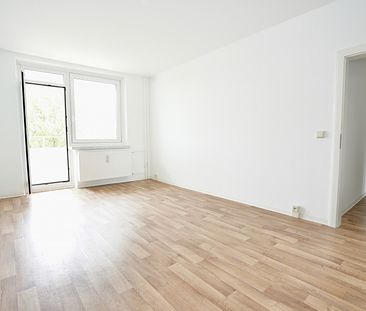 3-Raum-Wohnung mit Einbauküche - Photo 2