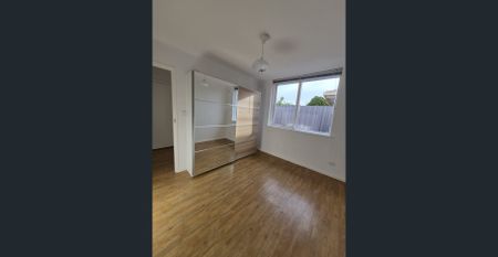 Modern & Comfortable 2-Bedroom Unit in Pascoe Vale - Photo 4