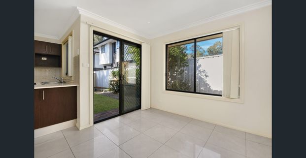 Kingswood three-bedroom spacious home - Photo 1