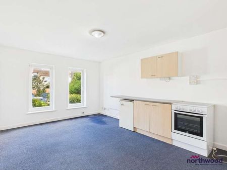 Langey Road, Eastbourne, BN22 - Photo 2