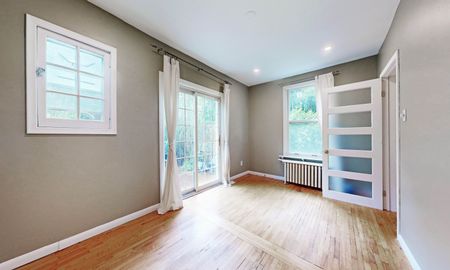 For Lease - 149 Worsley Street, Barrie, Ontario - Photo 3