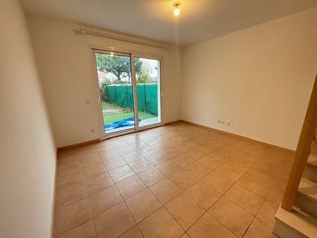 Maison mitoyenne 1 côté La Verrière 53 m² - Photo 2