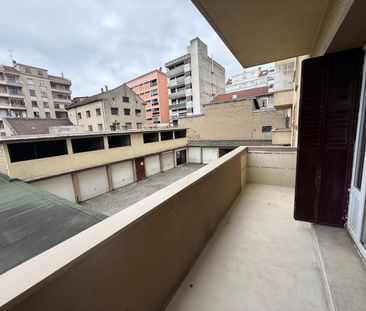 Location Appartement 1 pièce 31m² - Photo 5