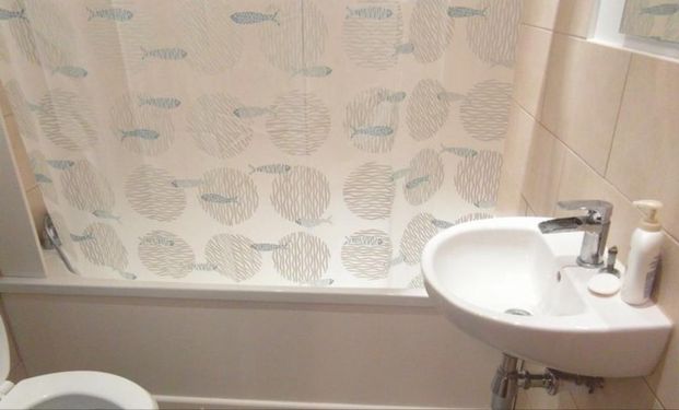 4 bedroom terraced house to rent - Photo 1