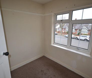 4 bedroom semi-detached house to rent - Photo 6
